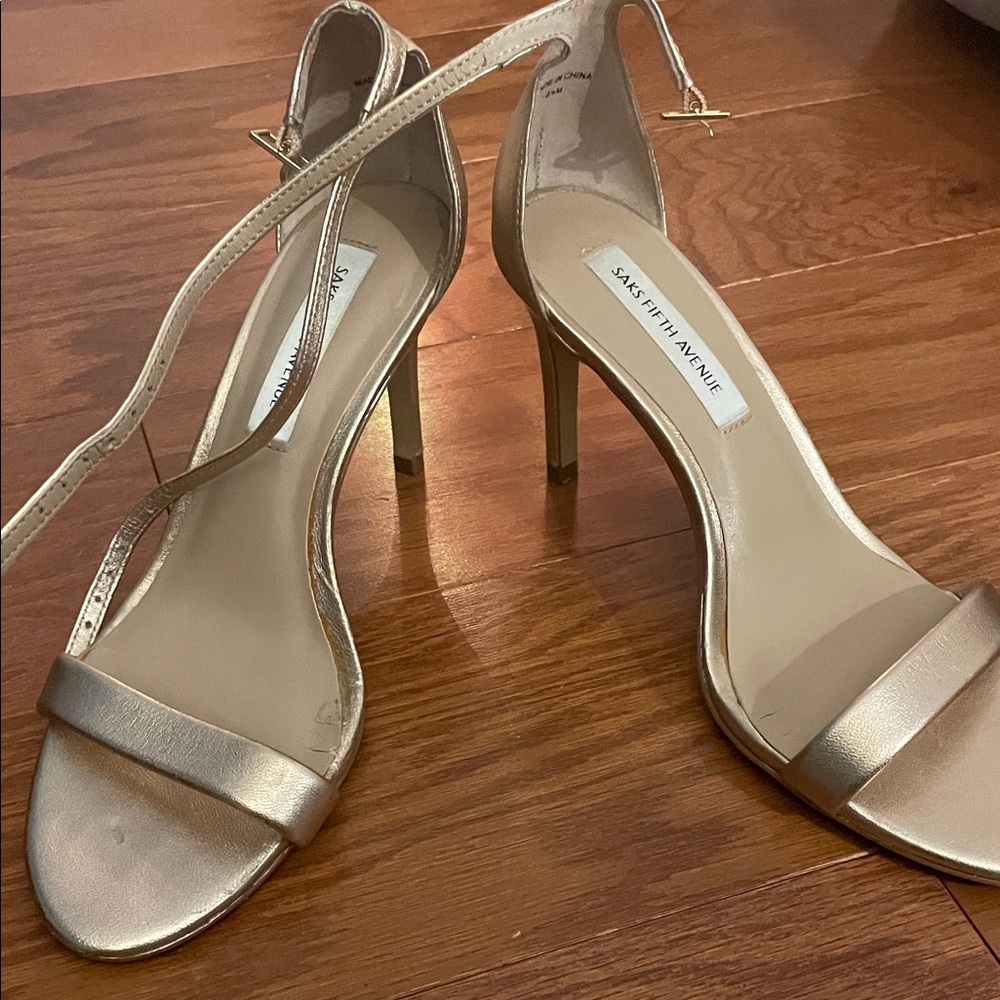 Saks Fifth Avenue Metallic Rose Gold Heels